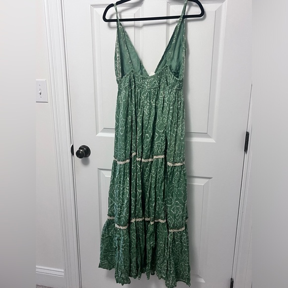 Green Boho Sequined Dress - Picture 7 of 9